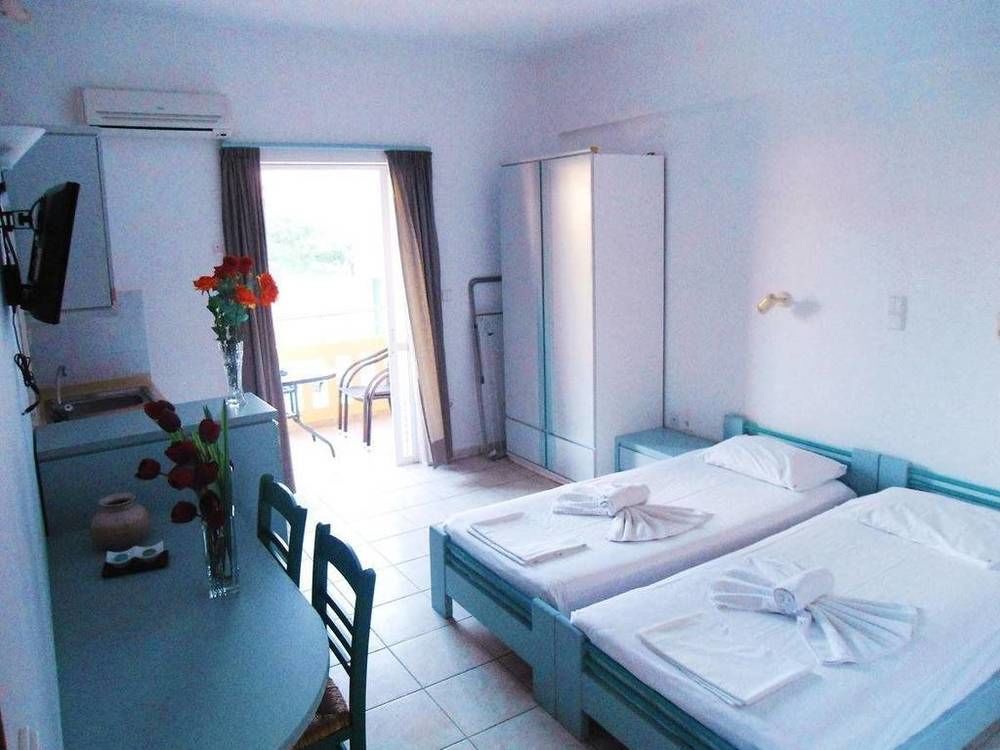 Irini Stalos Apartments Eksteriør bilde
