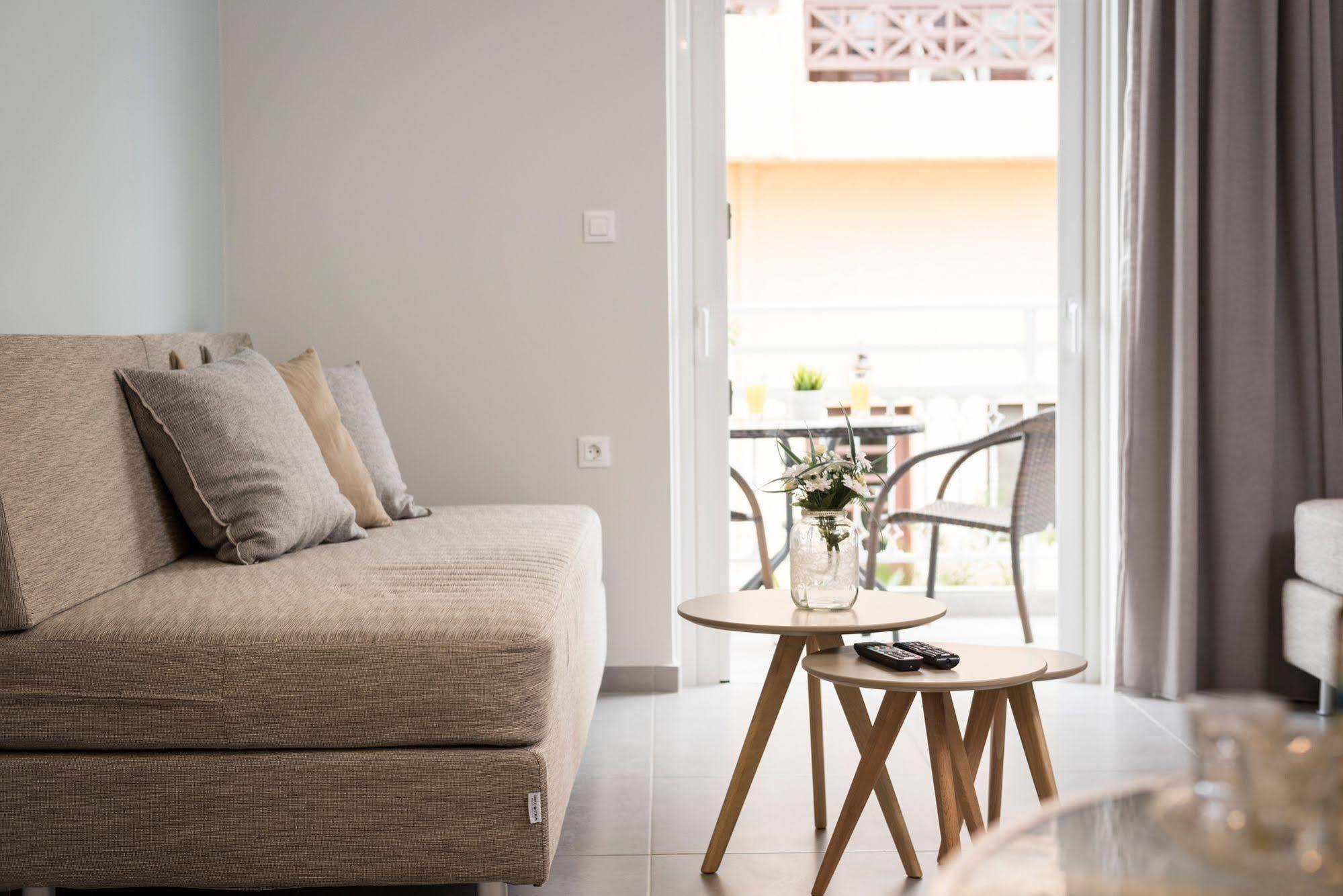 Irini Stalos Apartments Eksteriør bilde